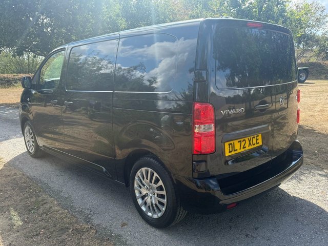 Vauxhall Vivaro Mpv Black #4