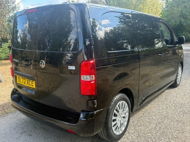 Vauxhall Vivaro Mpv Black #6