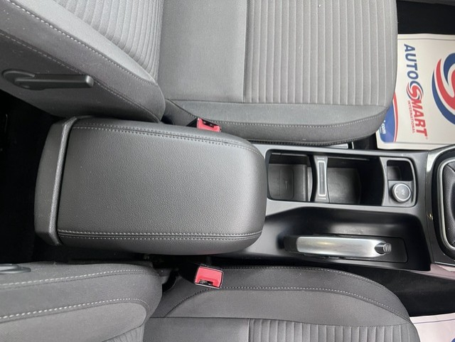 Ford Grand C-Max Titanium White #19