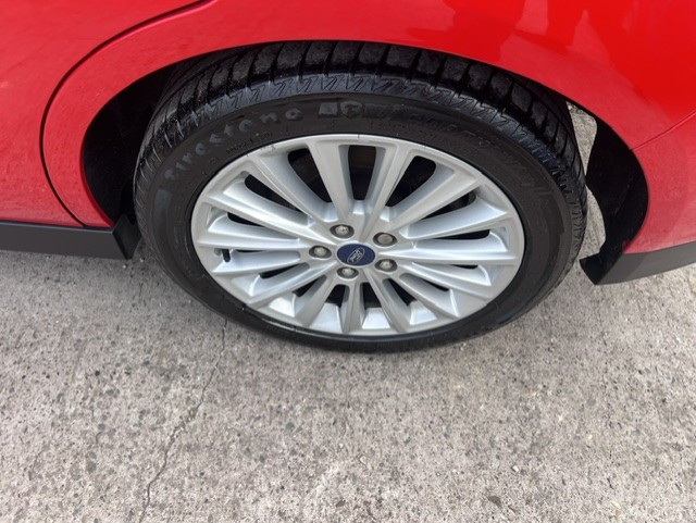 Ford Grand C-Max Titanium White #25