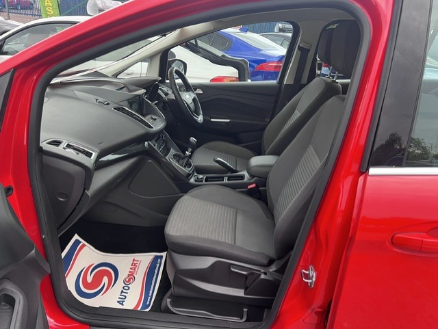 Ford Grand C-Max Grand Titanium Red #5