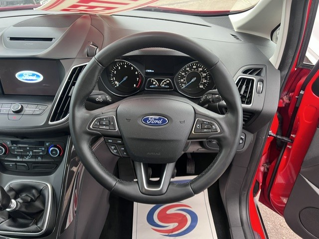Ford Grand C-Max Titanium White #18