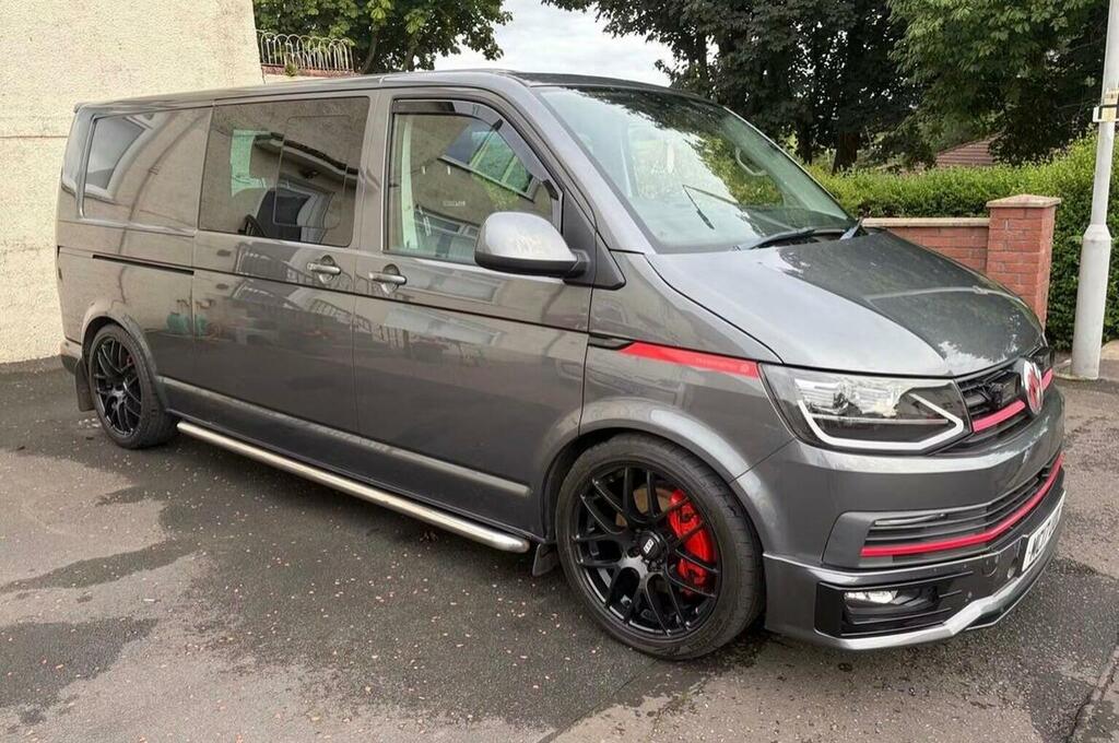 Volkswagen Transporter Window Van 2.0 Tdi T32 Bluemotion Tech Dsg Fwd Lwb Grey