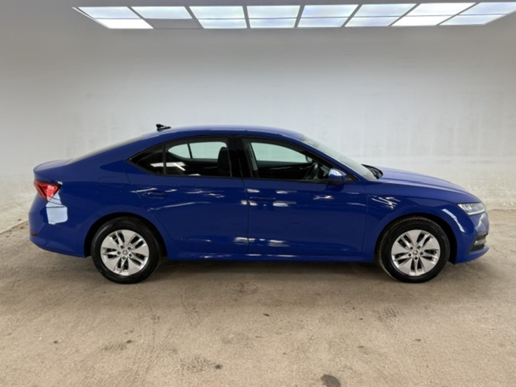 Skoda Octavia Tsi Act Se Technology U694 Ulez Blue #5