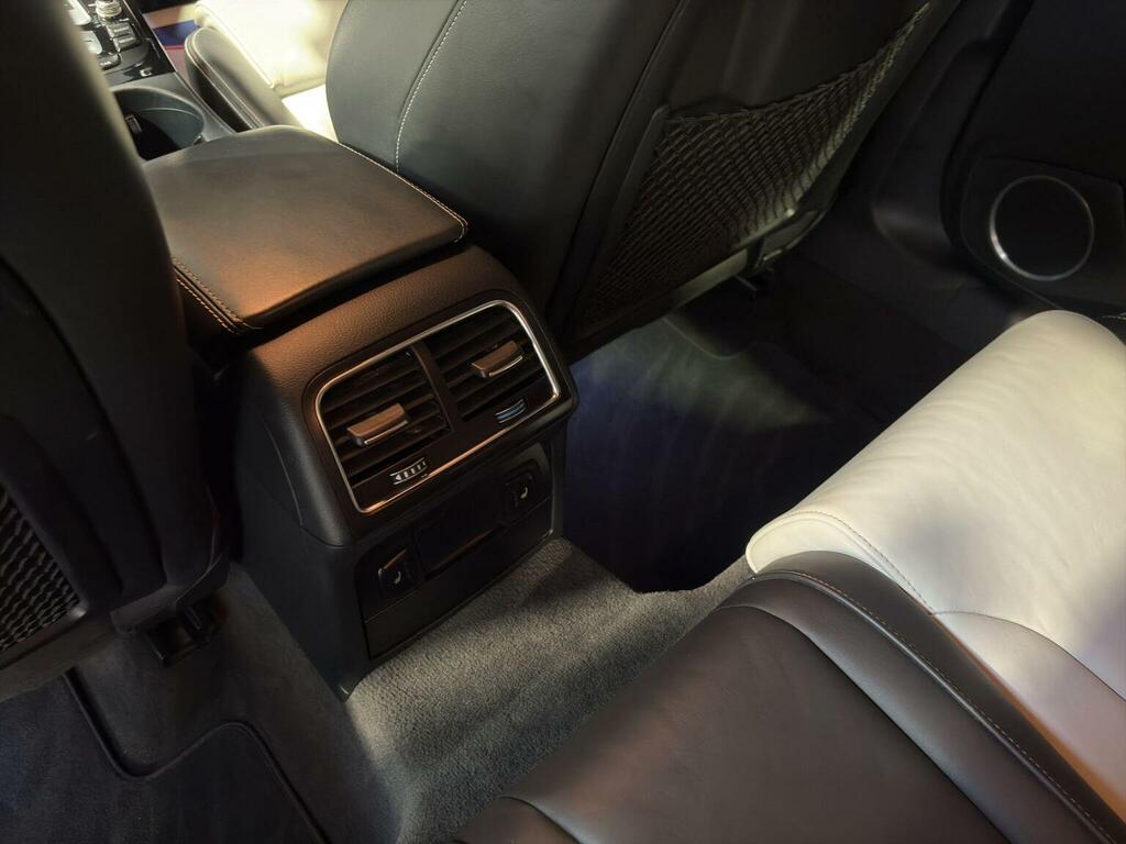 Audi S5 Hatchback 3.0 Blue #41