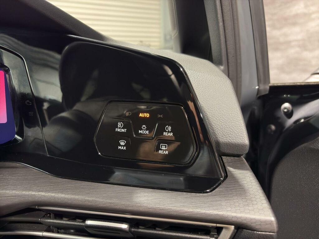 Volkswagen e-Golf E-golf Black #40
