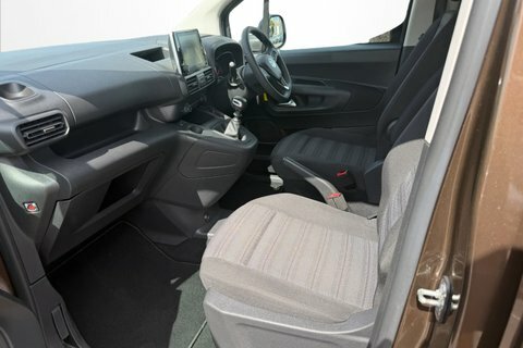 Vauxhall Combo Life 1.2 Turbo Energy Brown #2