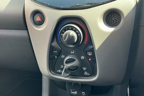 Peugeot 108 Allure Grey #14