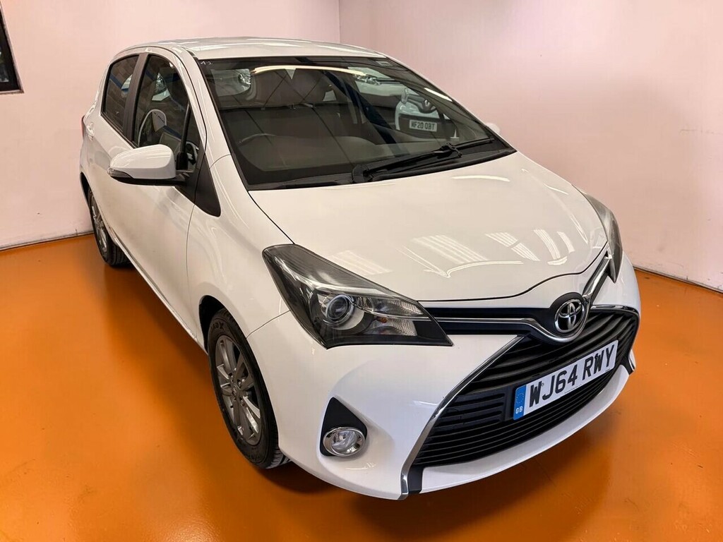 Toyota Yaris Dual Vvt-i Icon U3201 Ulez White