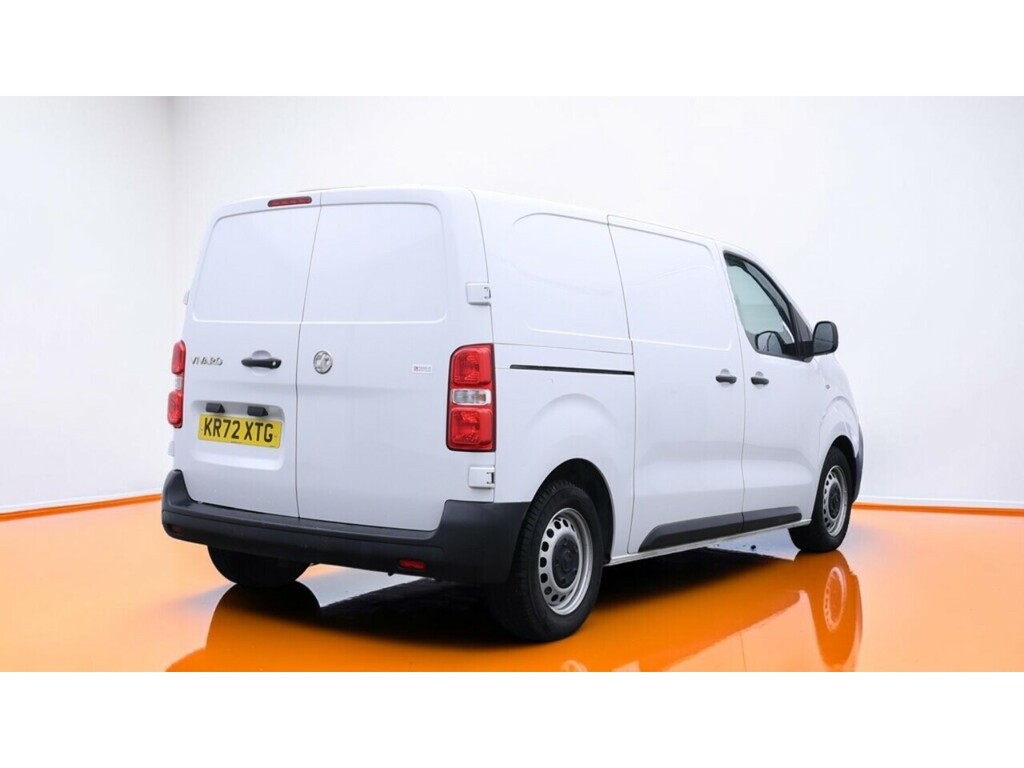 Vauxhall Vivaro Turbo D 2900 Dynamic U3204 Ulez KR72XTG White #4