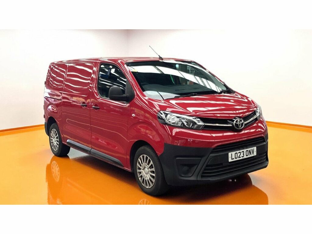 Toyota PROACE D Icon U3203 Ulez Red