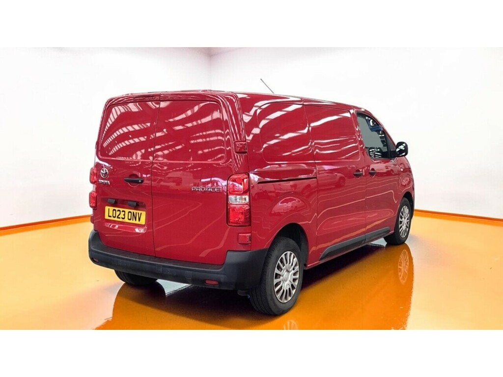 Toyota PROACE D Icon U3203 Ulez LO23ONV Red #4