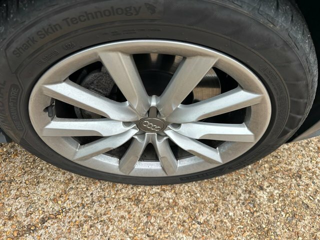 Audi A6 Allroad Estate Black #49