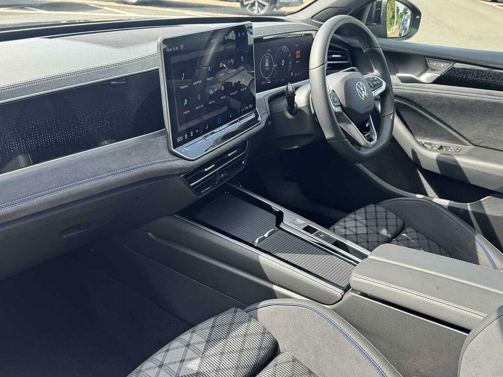 Volkswagen Passat 1.5 Tsi Ehybrid 272 R-line Dsg Grey #2