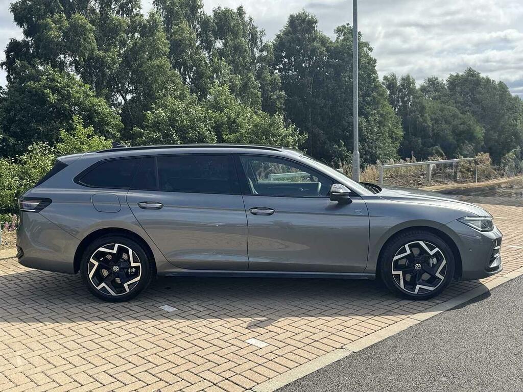 Volkswagen Passat 1.5 Tsi Ehybrid 272 R-line Dsg Grey #4