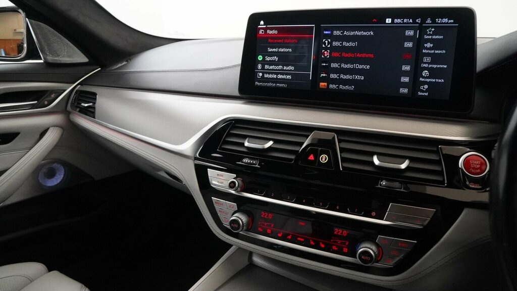 BMW M5 M5 Competition Black #36