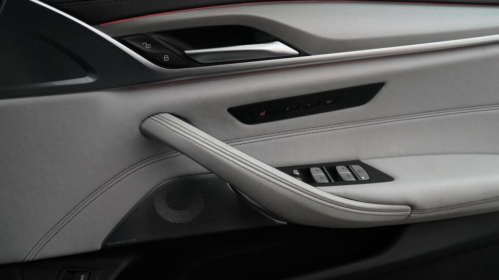 BMW M5 M5 Competition Black #34