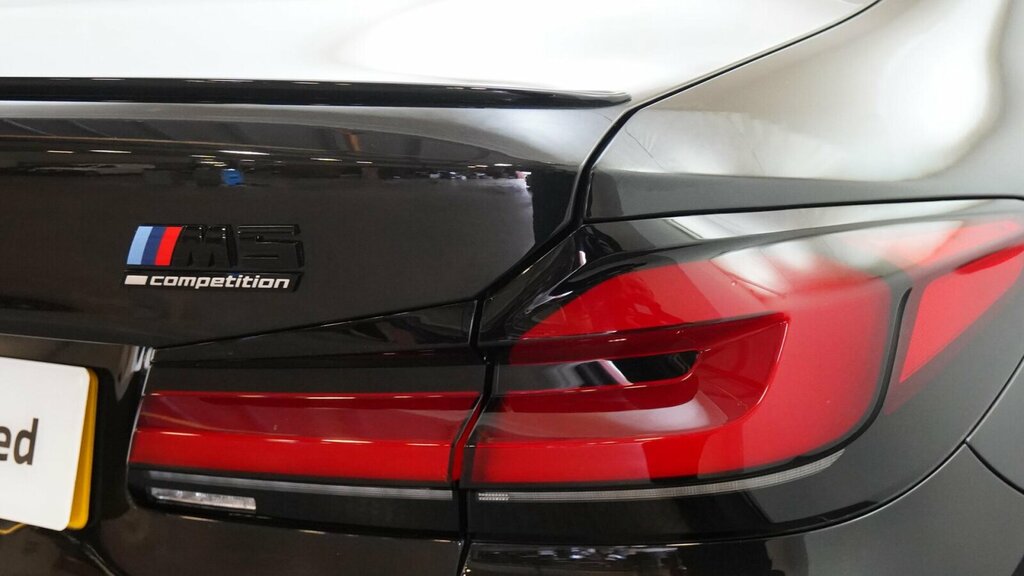 BMW M5 M5 Competition Black #21