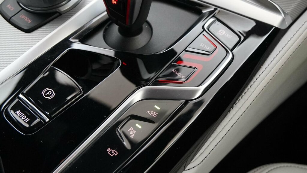 BMW M5 M5 Competition Black #19