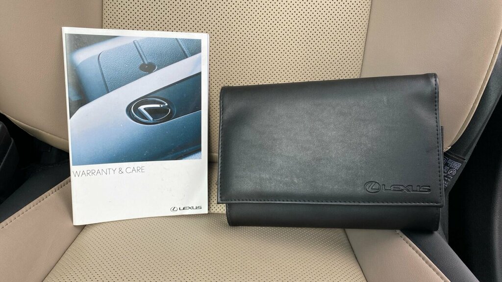 Lexus ES Premium Pack #27