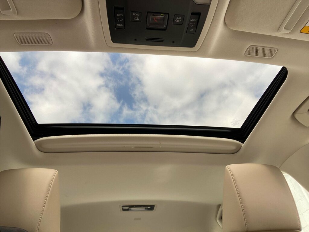 Lexus ES Premium Pack #54