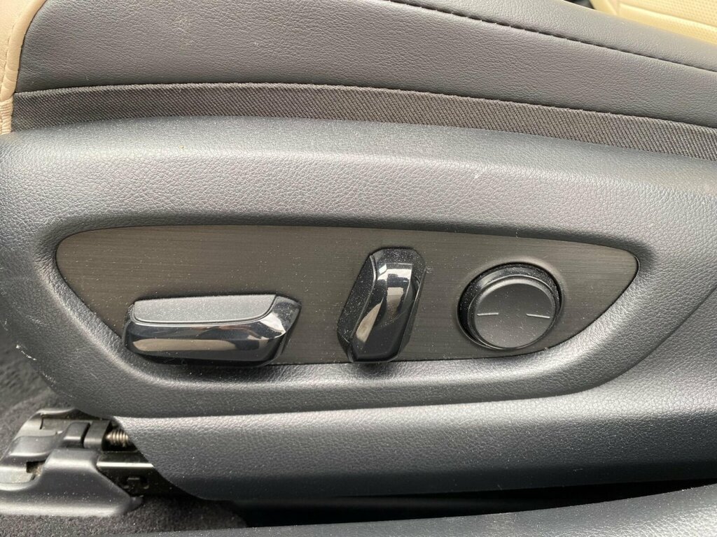 Lexus ES Premium Pack #44