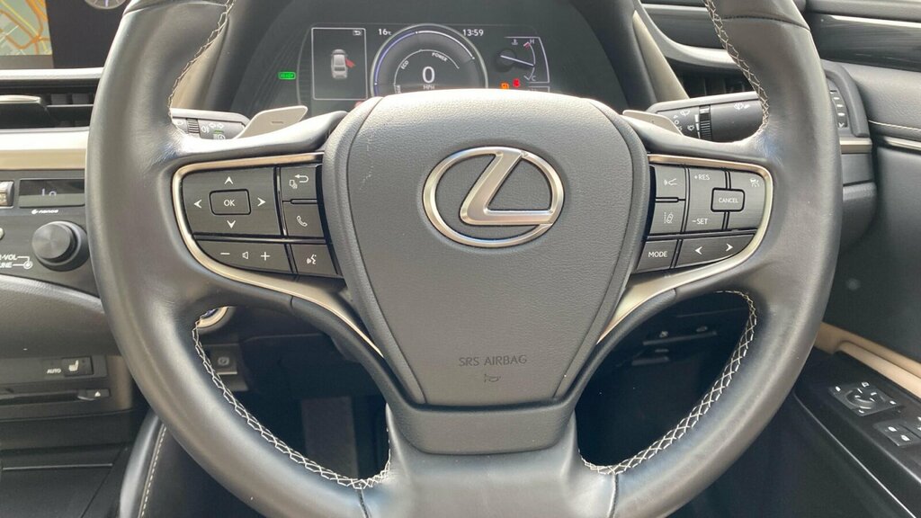 Lexus ES Premium Pack #11