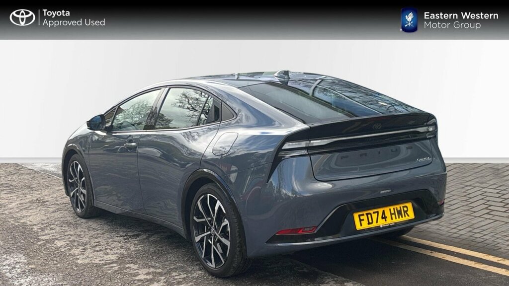 Toyota Prius 2.0 13.6Kwh Excel Cvt Euro 6 Ss FD74HWR Grey #4