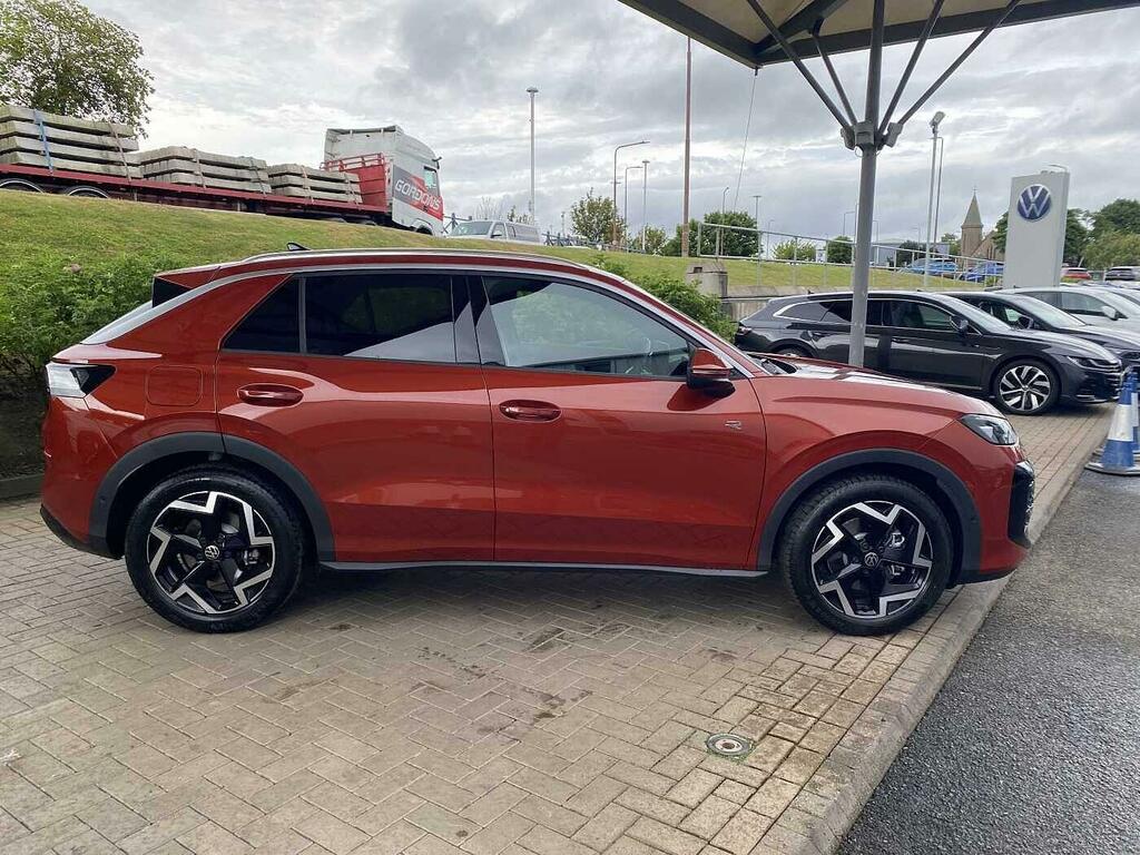 Volkswagen T-Roc 1.5 Etsi 150 R-line Dsg SL26NCU Red #4