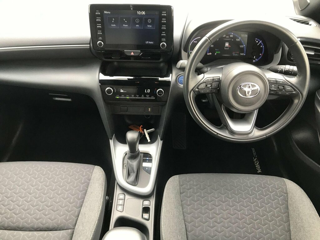 Toyota Yaris Cross 1.5 Vvt-h Design Suv Hybrid E-cvt Euro SL71DWJ Grey #2