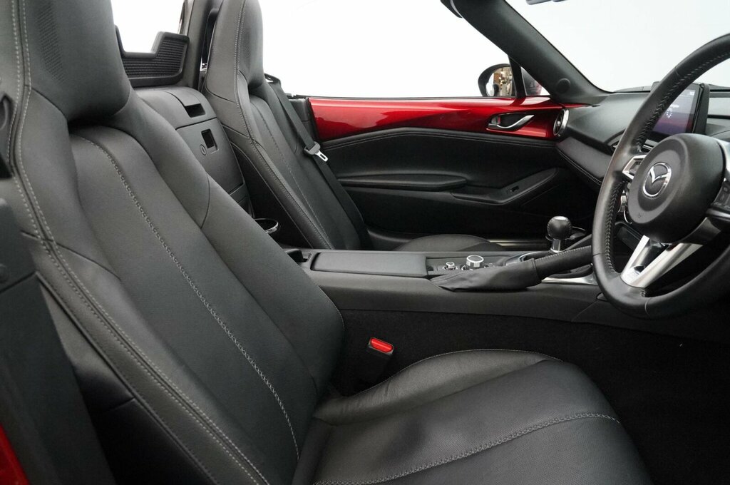 Mazda MX-5 Sport Tech White #11