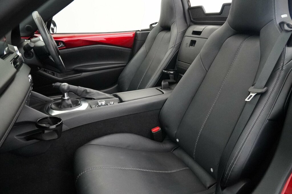 Mazda MX-5 Sport Tech White #31
