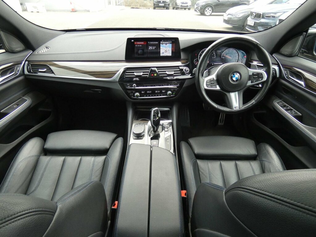 BMW 6 Series  Black #10