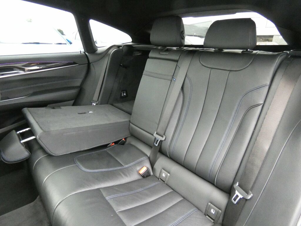 BMW 6 Series  Black #14