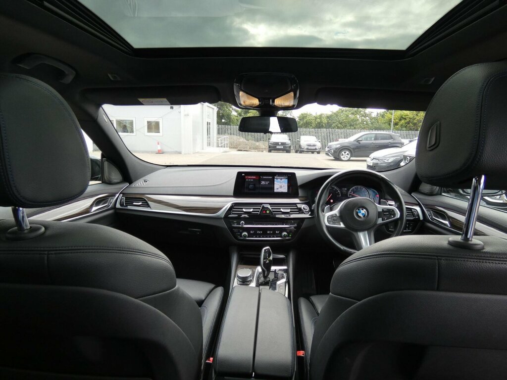 BMW 6 Series  Black #8