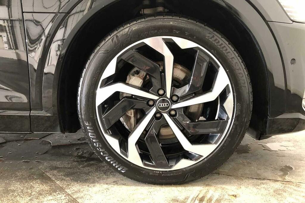 Audi E-tron Black Edition 55 Quattro 300,00 Kw KP22FNX Black #5