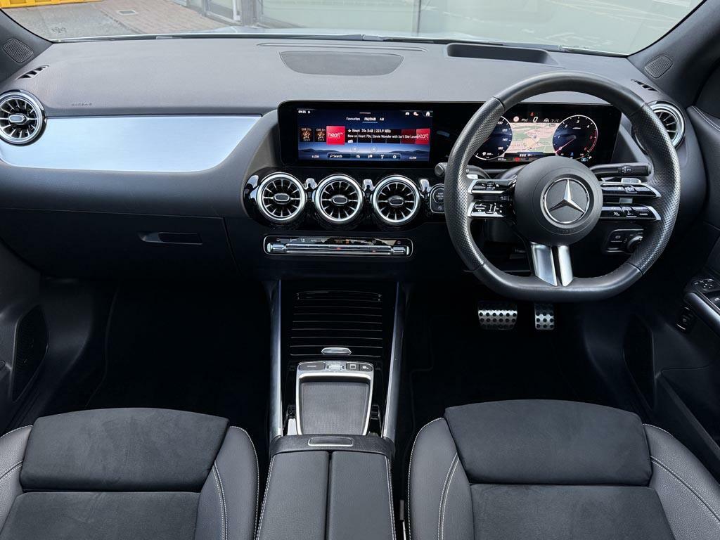 Mercedes-Benz GLA Class Gla 220 D Amg Line Premium Plus KO25BLK Silver #5