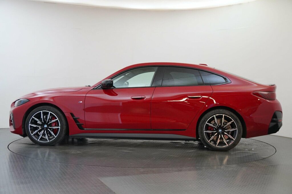 BMW i4 440Kw M60 83.9Kwh Red #4