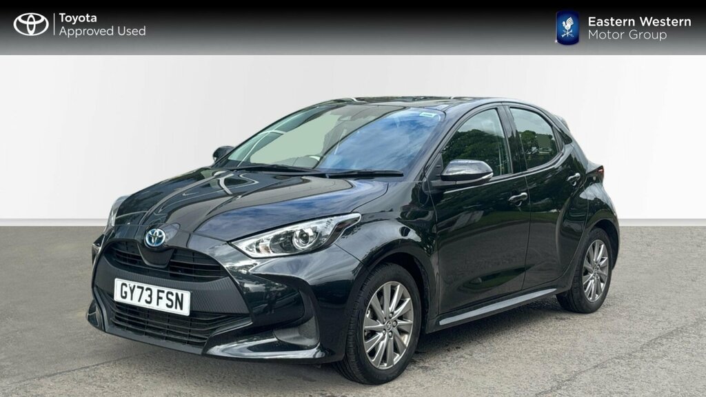 Toyota Yaris 1.5 Vvt-h Icon E-cvt Euro 6 Ss GY73FSN Black #3