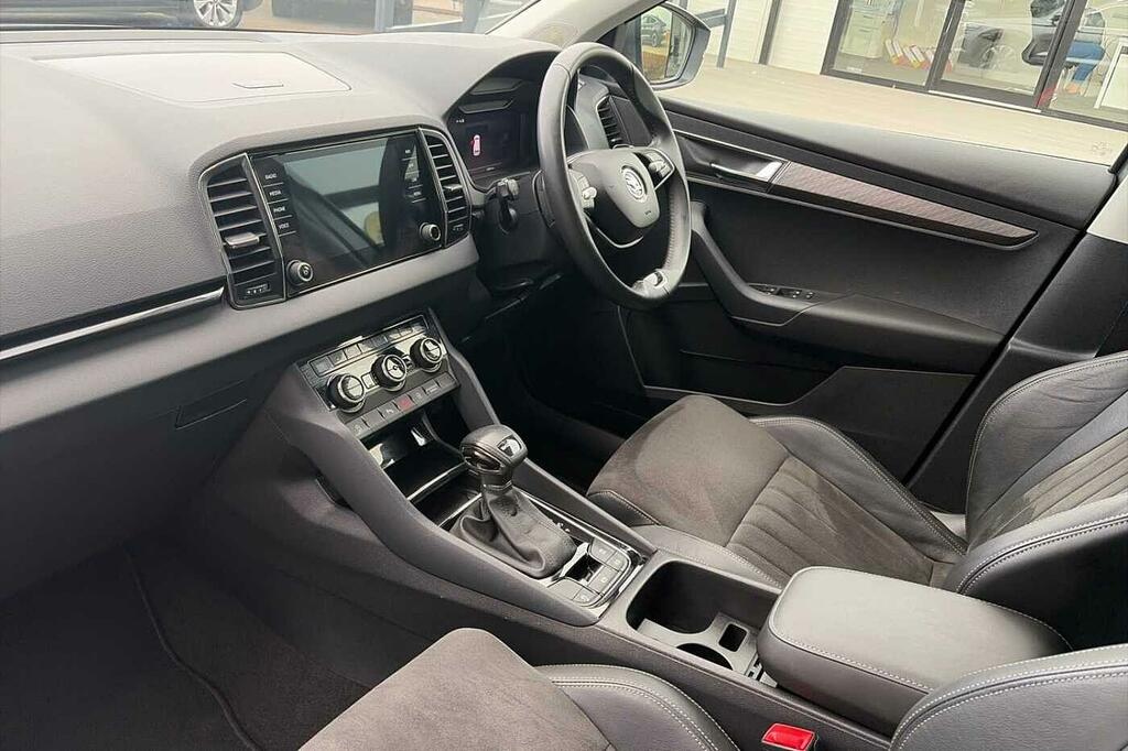 Skoda Karoq 1.5 Tsi Se L Dsg SM24BKF Black #2