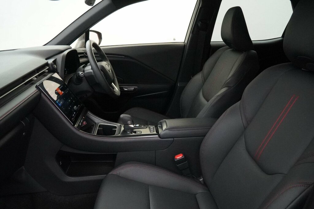 Lexus LBX 1.5 Premium Plus E-cvt  #29