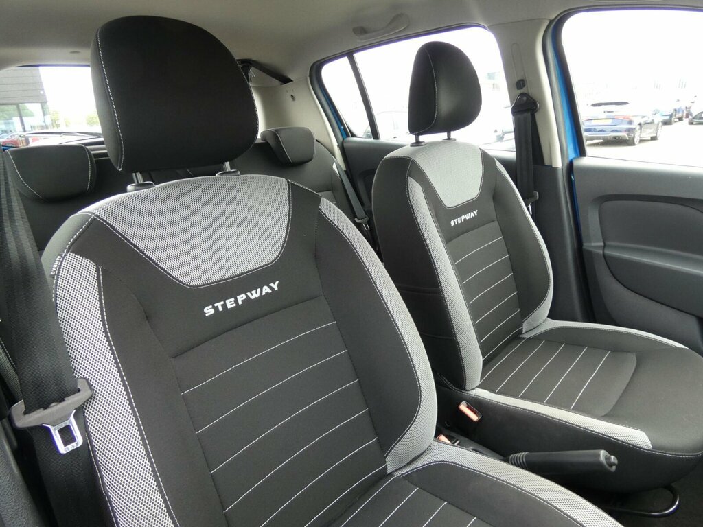 Dacia Sandero Stepway Hatchback Grey #8