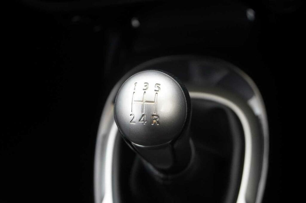 Nissan Juke Tekna Dci Grey #28