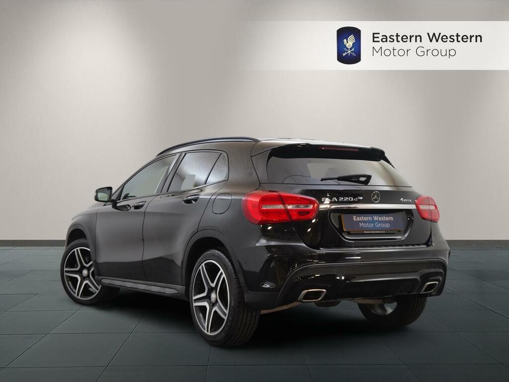 Mercedes-Benz GLA Class Gla 220D 4Matic Amg Line Prem Plus Black #2