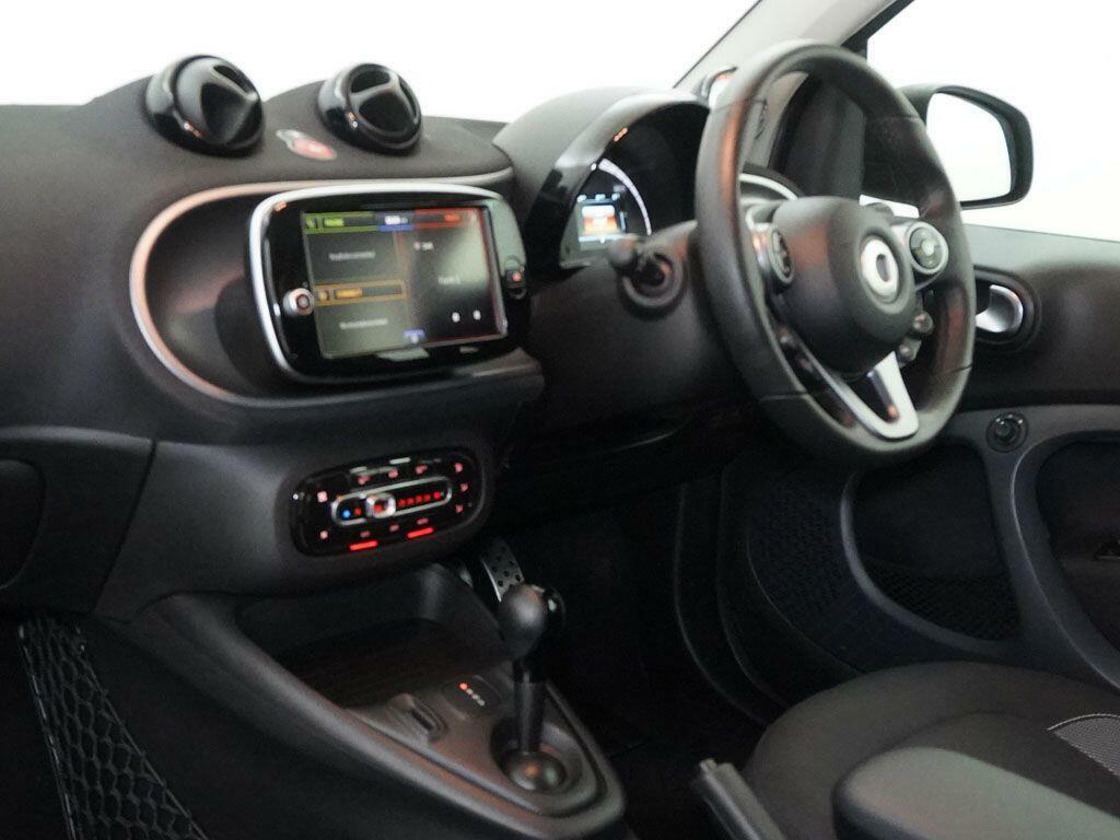 Smart Fortwo Coupe 60Kw Eq Premium 17Kwh 22Kwch White #3