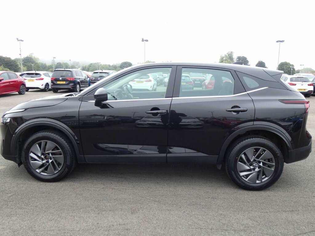 Nissan Qashqai 1.3 Dig-t Mh Acenta Premium Black #6