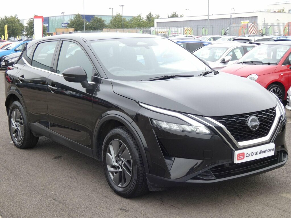 Nissan Qashqai 1.3 Dig-t Mh Acenta Premium Black #2