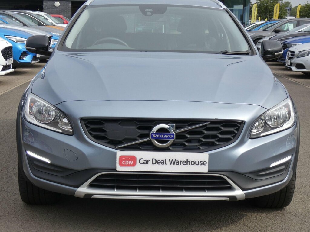 Volvo V60 2.4 D4 Se Nav Awd Euro 6 Ss Blue #2