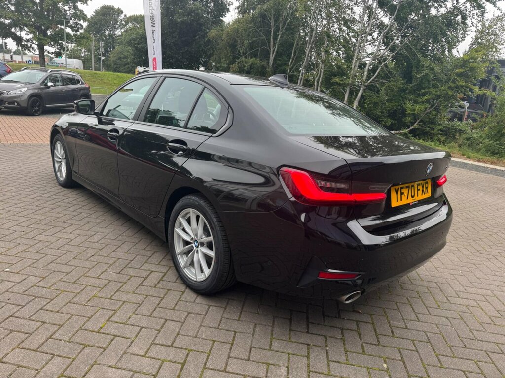 BMW 3 Series 320D Se Step YF70FXR Black #4