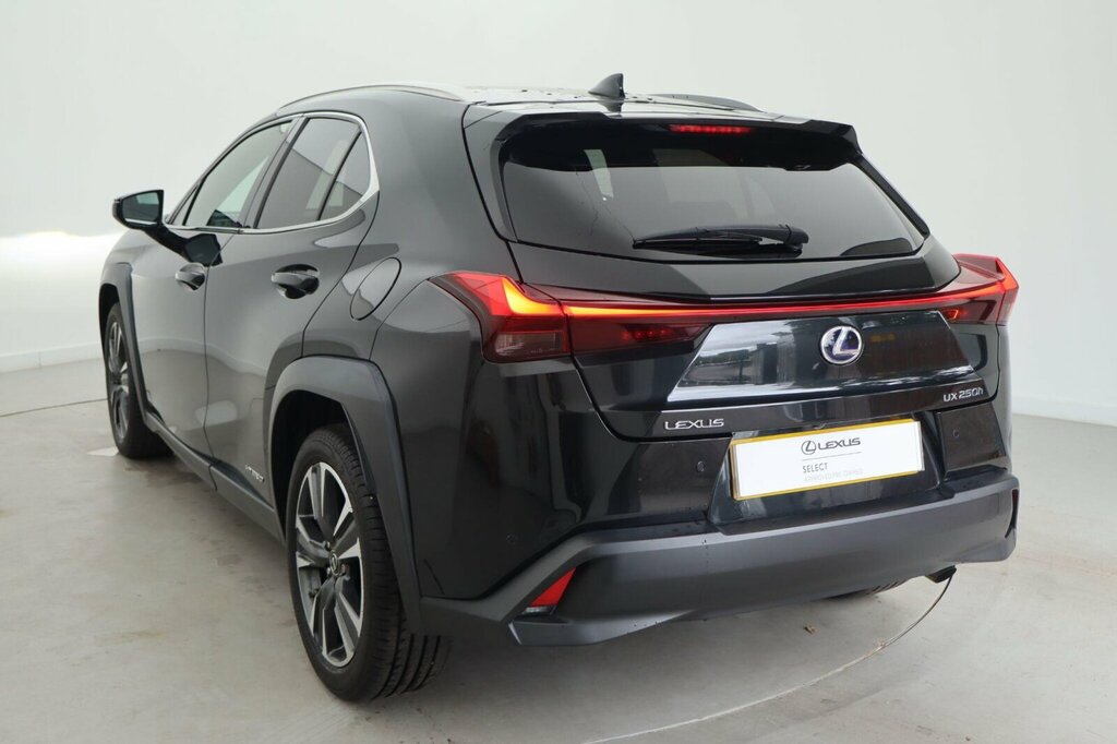 Lexus UX 250H White #4